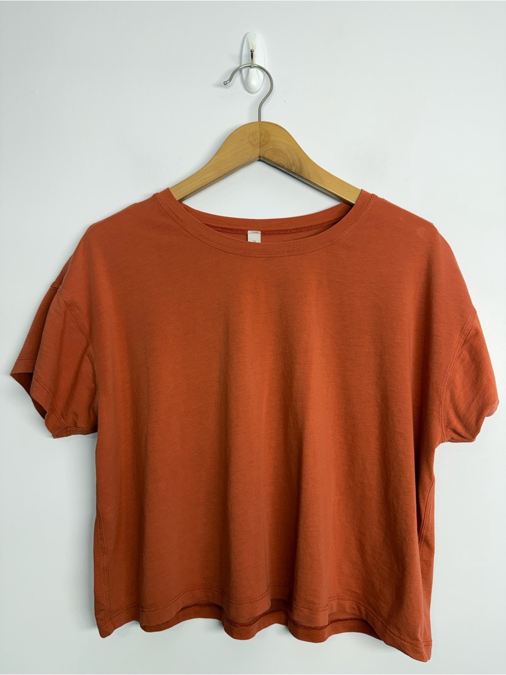 149: Lululemon Cates Tee Aztec Brick Size 10 Orange